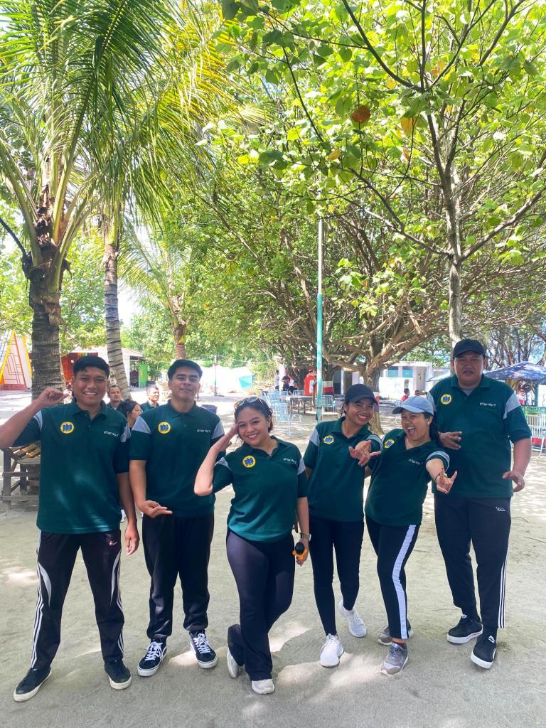 Gbr 8 - Gathering Company